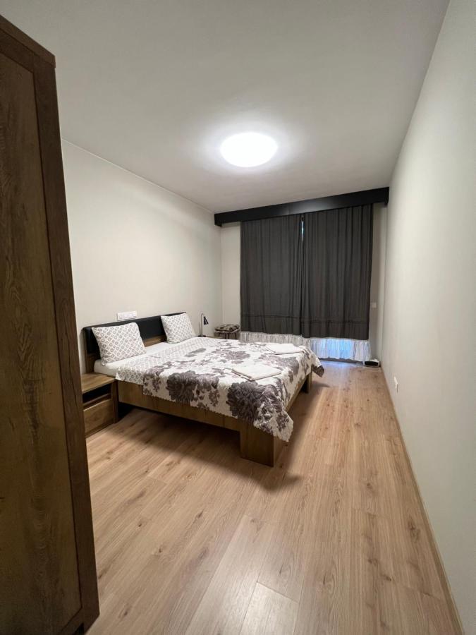 Business And Leisure Apartments In Mladost 2 With Free Garage Sofía Exterior foto