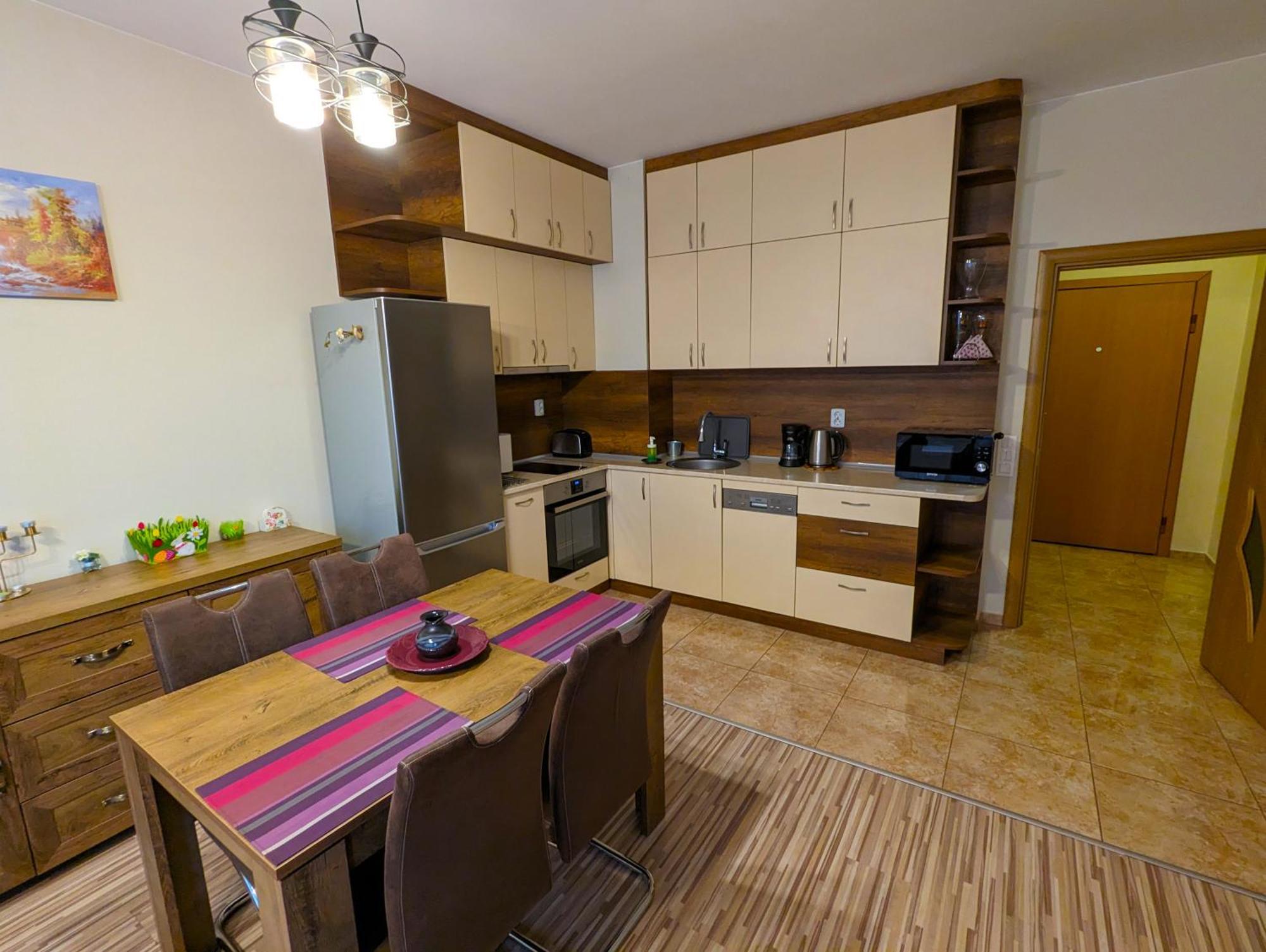 Business And Leisure Apartments In Mladost 2 With Free Garage Sofía Exterior foto