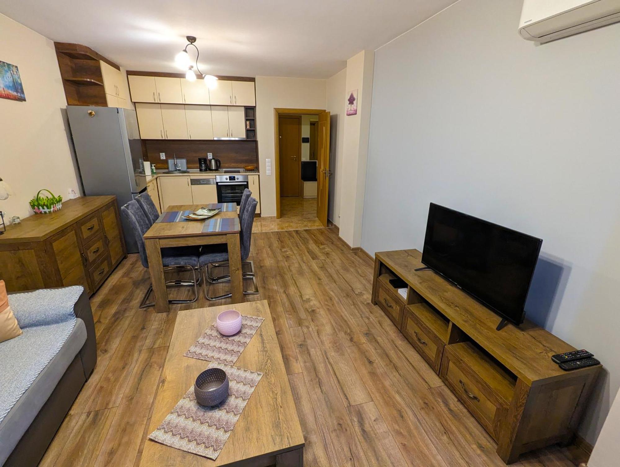 Business And Leisure Apartments In Mladost 2 With Free Garage Sofía Exterior foto