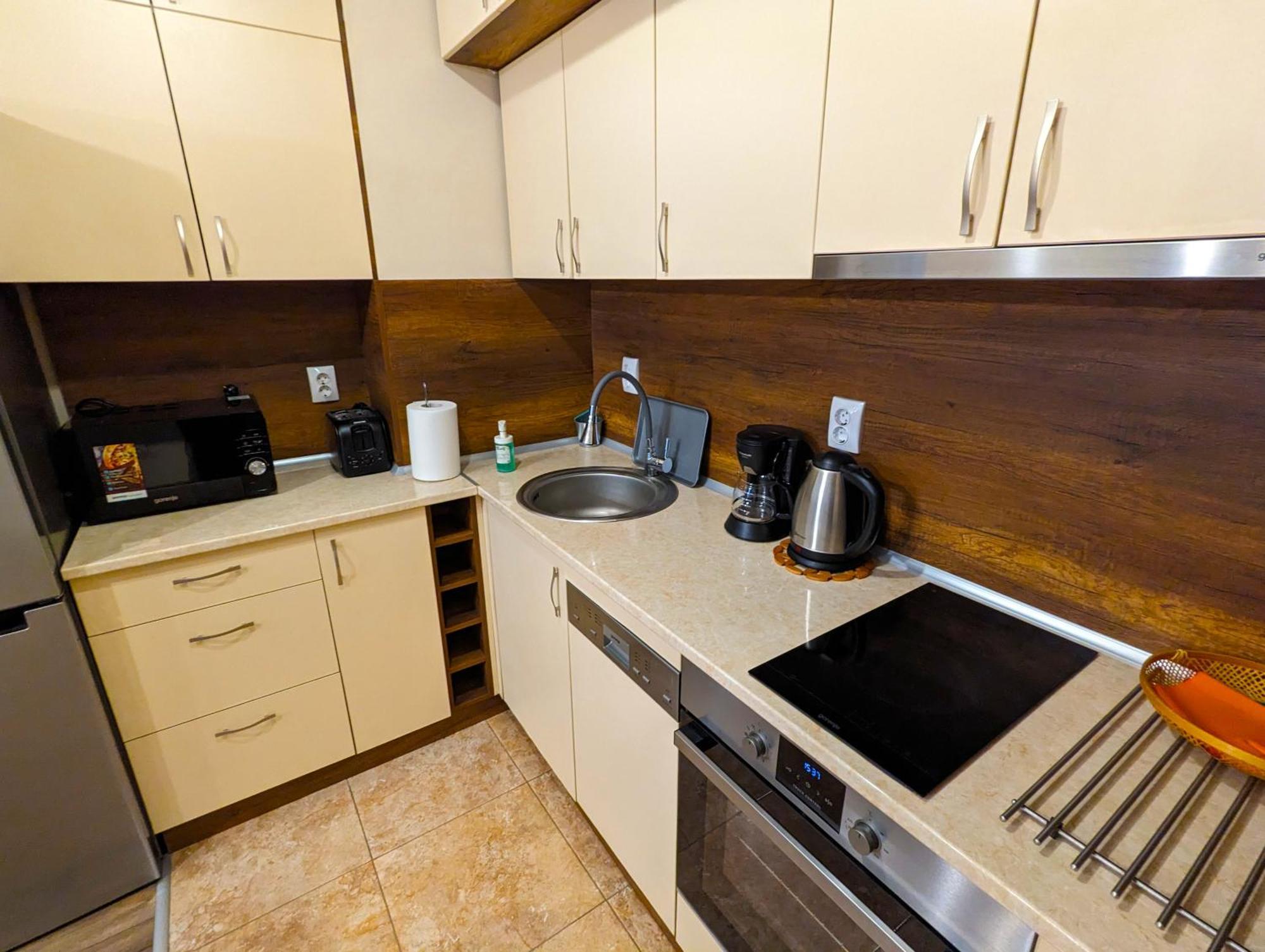 Business And Leisure Apartments In Mladost 2 With Free Garage Sofía Exterior foto